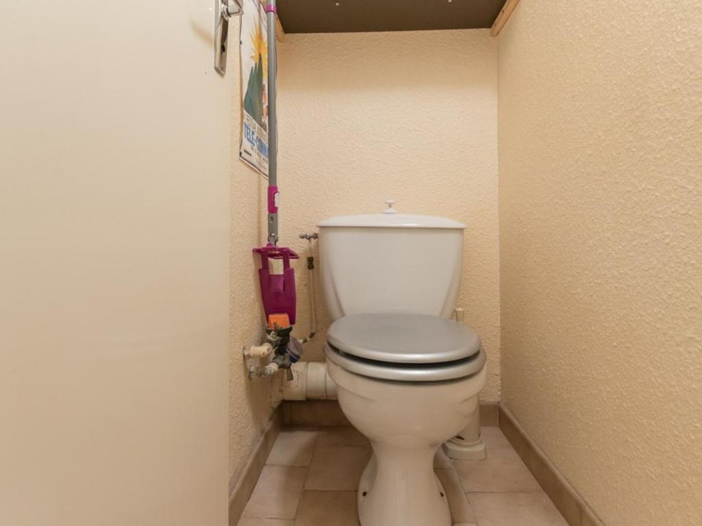 Fotografia z galérie ubytovania Appartement skis aux pieds avec double balcon, accès piscine, proche commerces et télésiège - FR-1-267-179 v destinácii Le Corbier