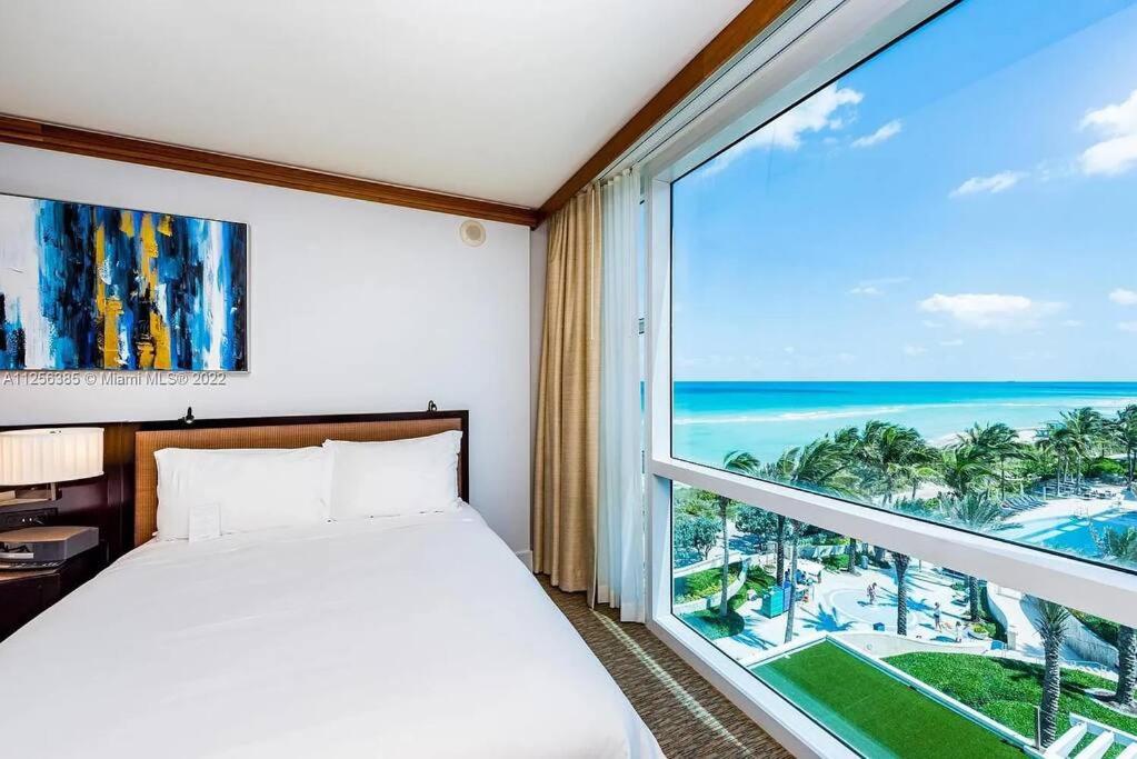 Ocean View Luxury Carillon Condo W/ Beach Access, Miami Beach (updated