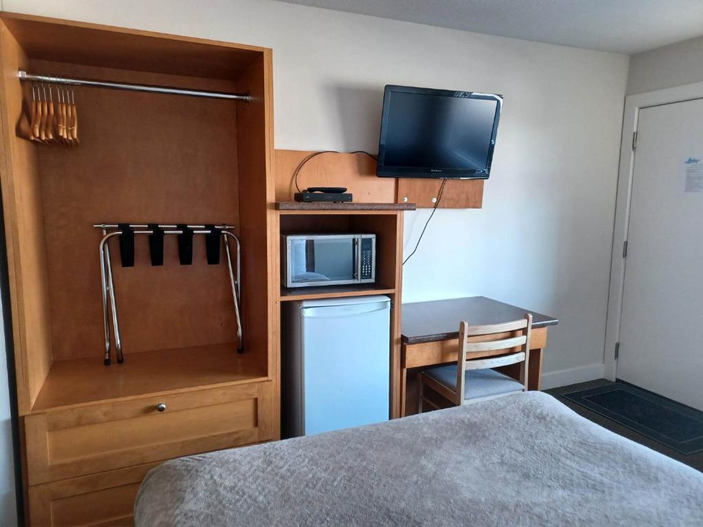 Kuchyň nebo kuchyňský kout v ubytování Grandview Motel