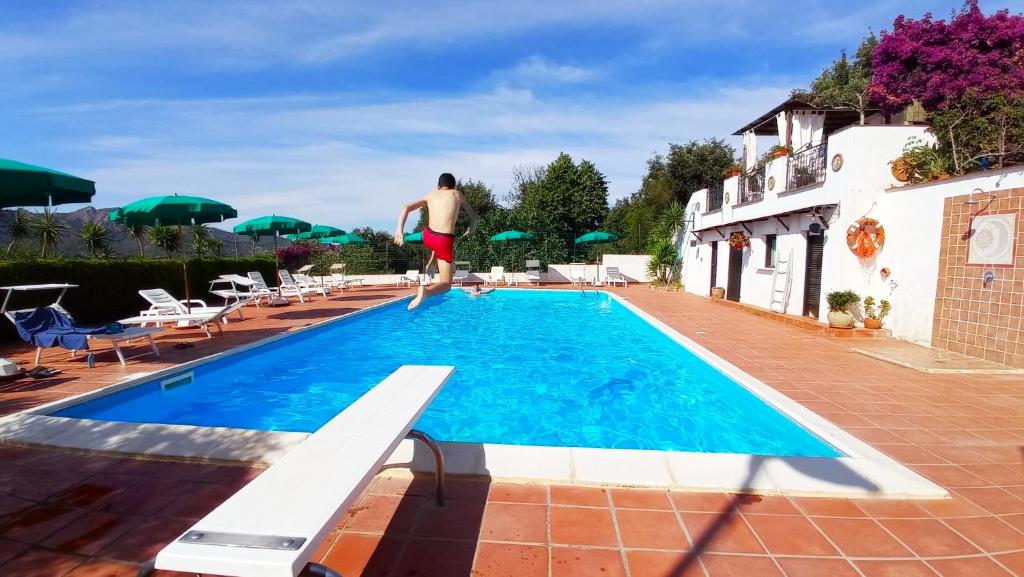 Πισίνα στο ή κοντά στο Casale Fonte di Rose