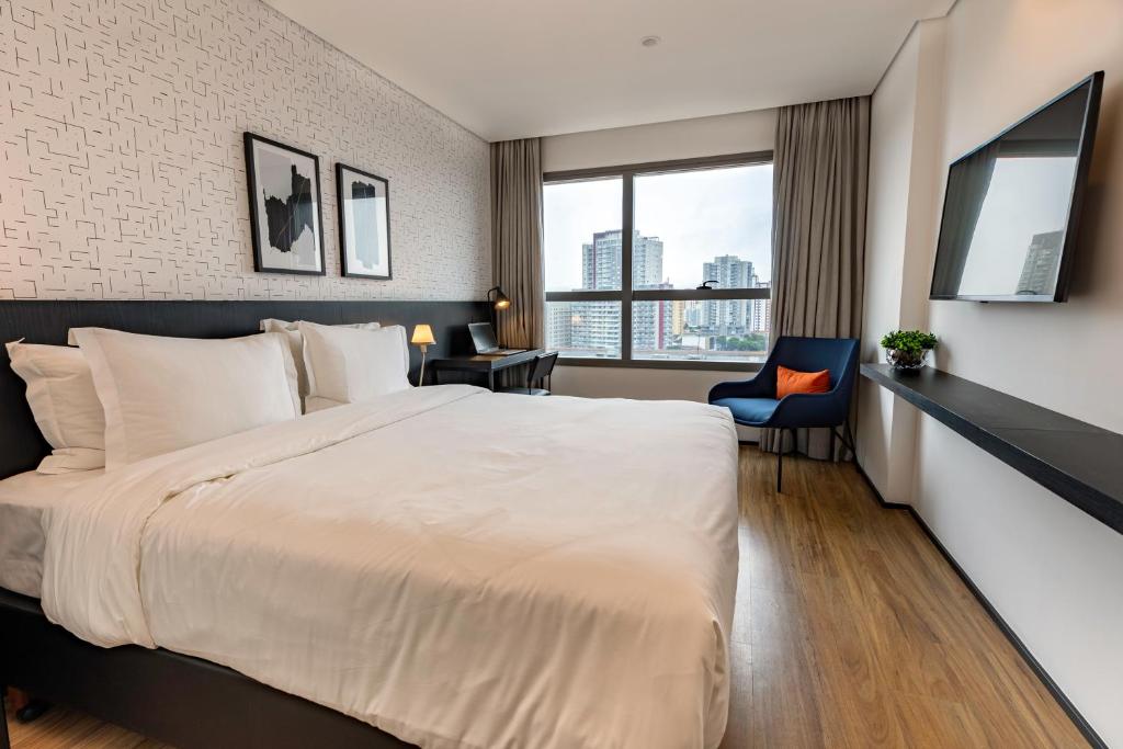 Intercity Tatuapé - Premium Smart Room - 1 Double Bed