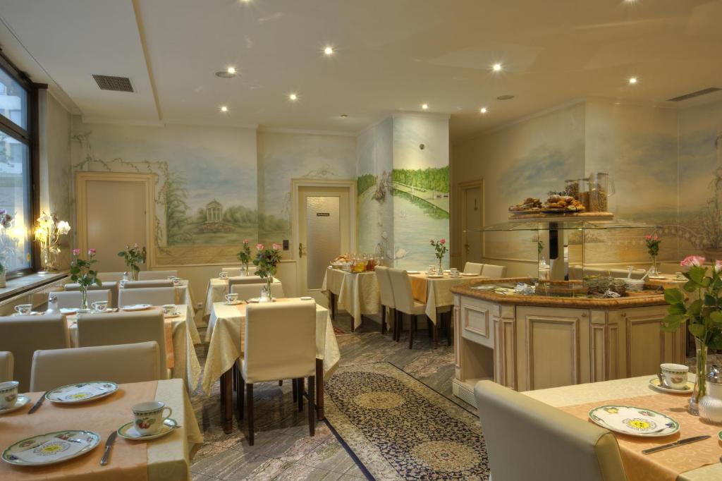 Restaurace v ubytování Hotel Condor