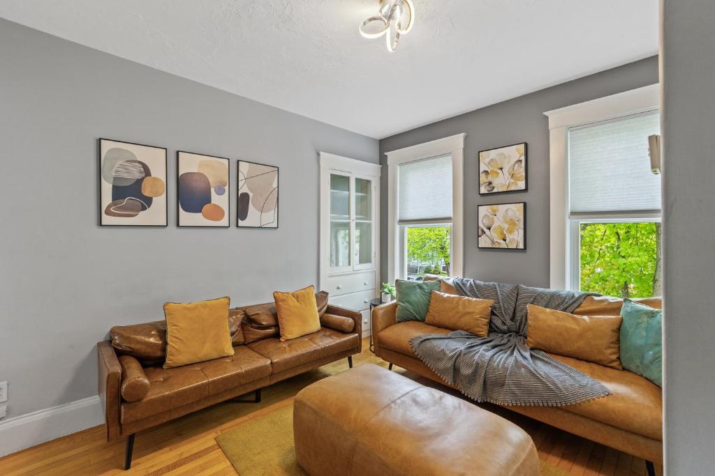 Cozy house close to Brandeis, Bentley, Moody St - Housity
