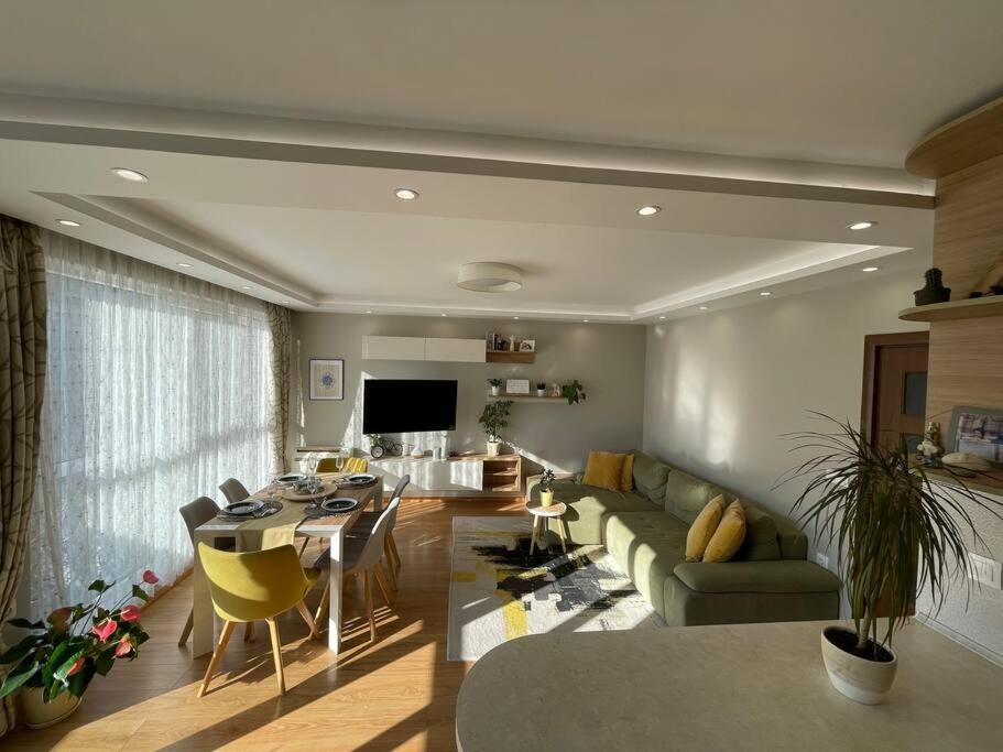 Briz View Apartment