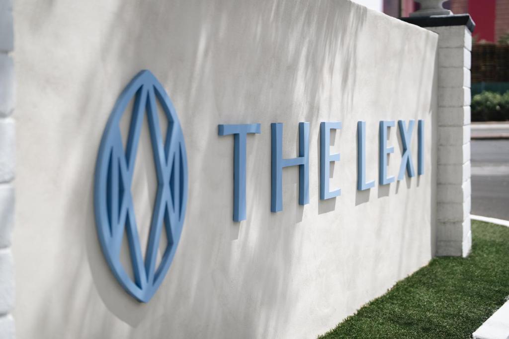 Certifikát, hodnocení, plakát nebo jiný dokument vystavený v ubytování The Lexi Las Vegas