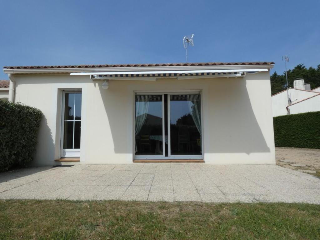 Maison spacieuse à Notre-Dame-de-Monts pour 8 pers, anim. admis - FR-1-540-164 - Holiday Home