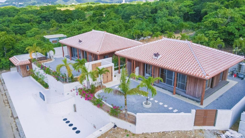 Resort & Villa RYUNON - Вилла с видом на море