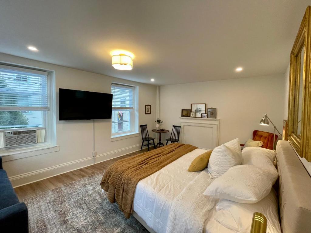 Brand New Studio in heart of Manayunk, Philadelphia (updated prices 2024)