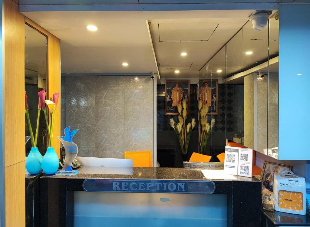 Cozi Inn Hotel, Bangkok - Resim 7