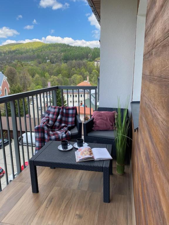 Fotografia z galérie ubytovania Bieszczady Apartament "Cicha Woda" v destinácii Ustrzyki Dolne