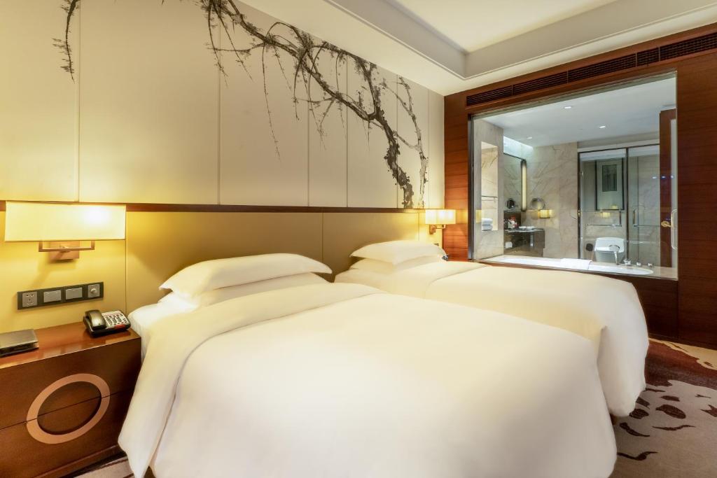 Expo Center Hotel - Premium Twin Room