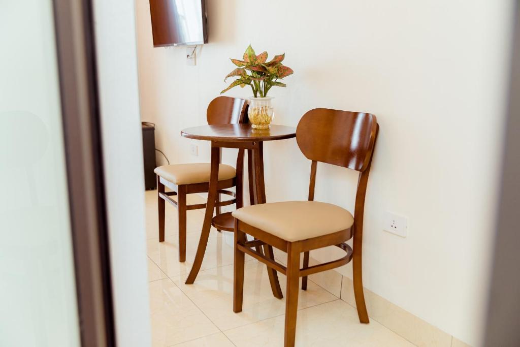 Posezení v ubytování Vĩnh Sơn Nội Bài
