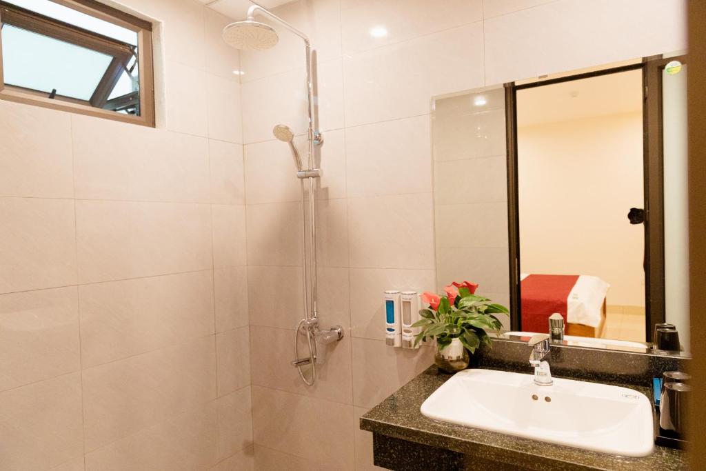 Koupelna v ubytování Vĩnh Sơn Nội Bài