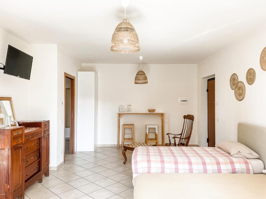 Agriturismo Familiare I Giardini del Lago - Appartement - Rez-de-Chaussée