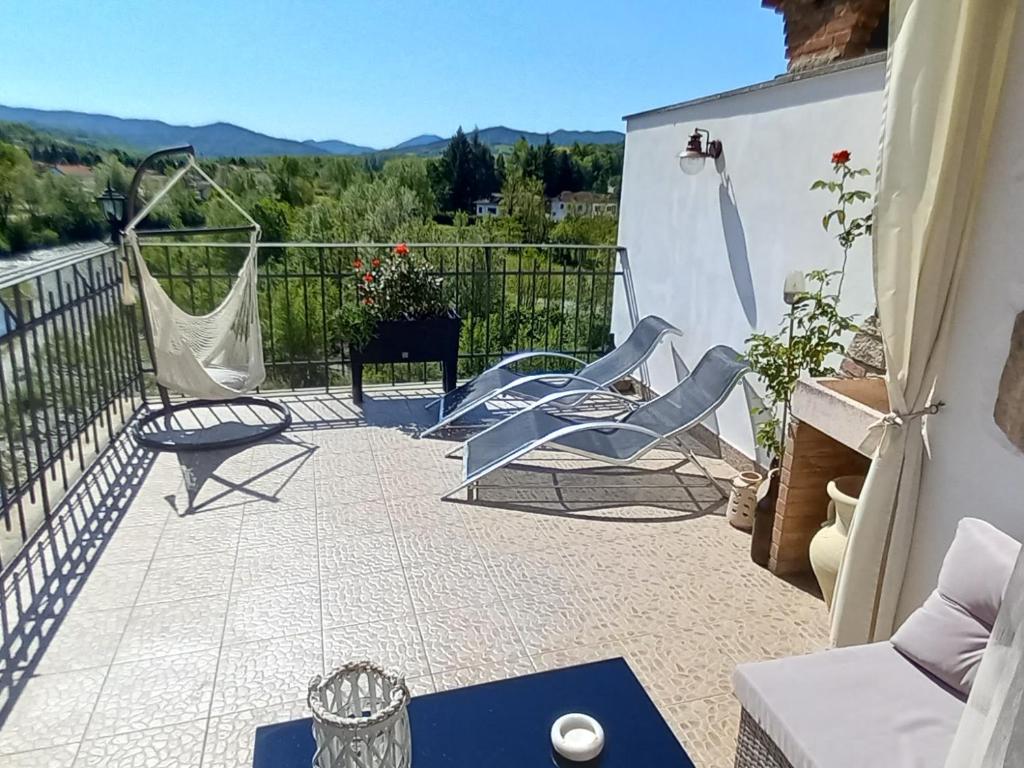 Nespecifikovaný výhled na hory nebo výhled na hory při pohledu z bed and breakfast
