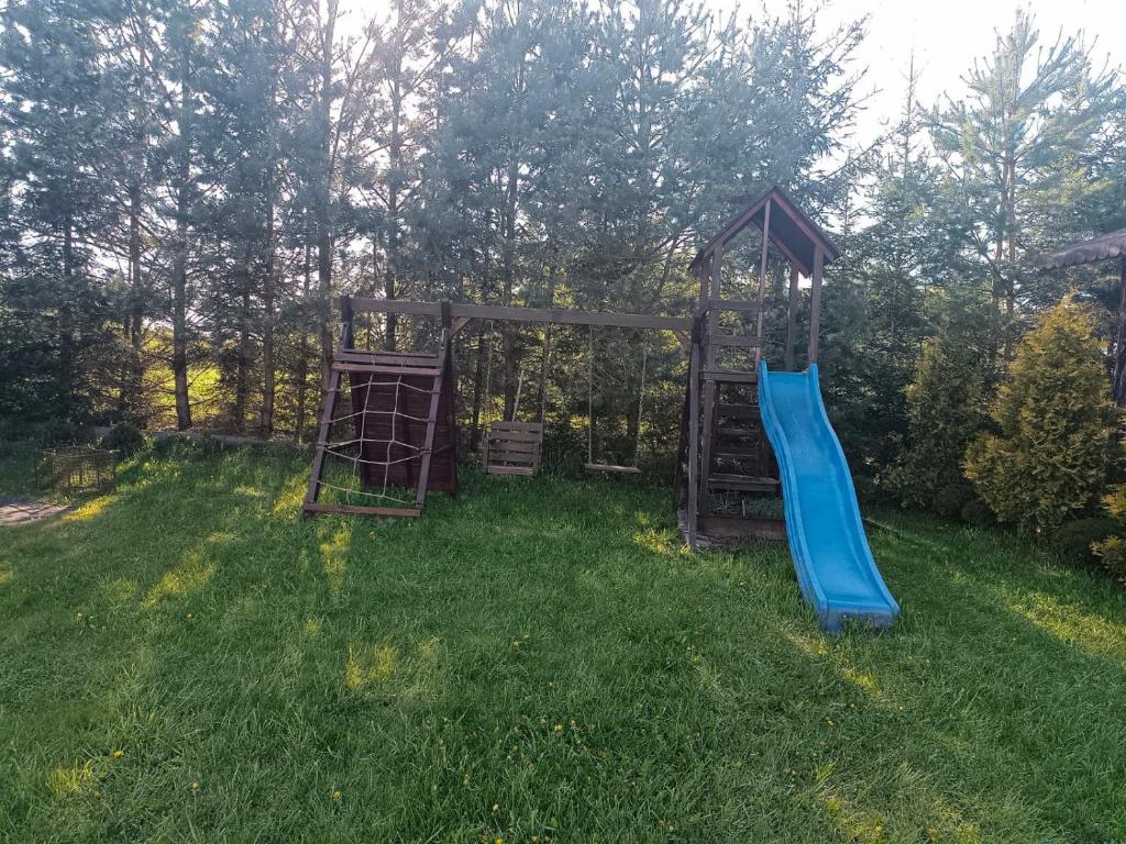 Herní místnost nebo prostor pro děti v ubytování Agroturystyka Żuczek nad jeziorem