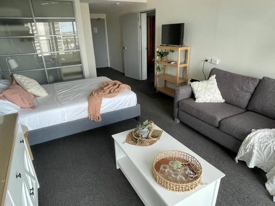 Postel nebo postele na pokoji v ubytování ツ Home Away From Home ツ