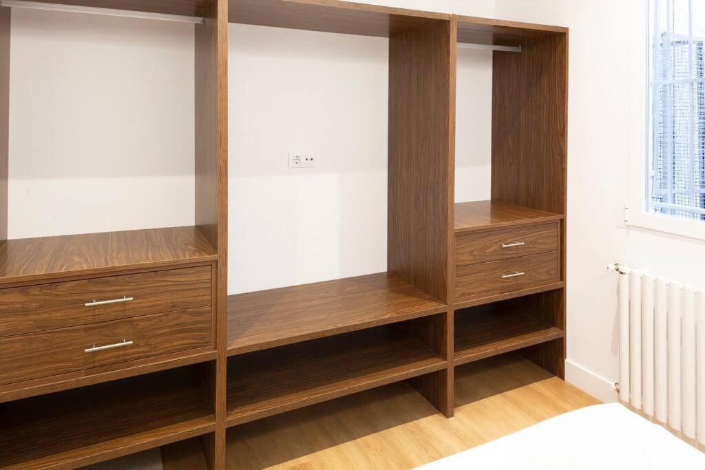 آپارتمان مدرن Malasaña در بازسازی شده 2BH 2BH - Modern Apartment Malasaña I Renivated 2BR 2BH، آپارتمان مدرن Malasaña در بازسازی شده 2BH 2BH