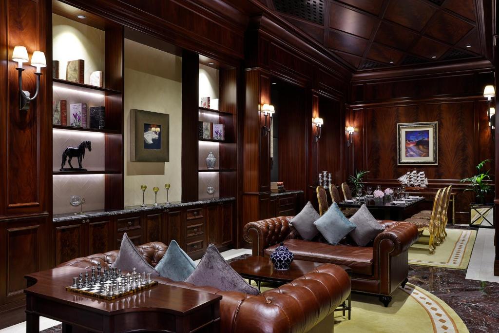 Posezení v ubytování The St. Regis Abu Dhabi