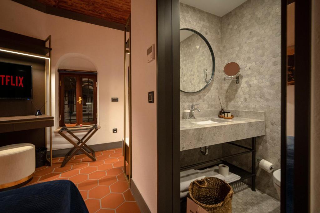 Han 1772 Hotel - 