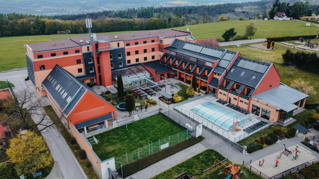 Bazén v ubytování OREA Resort Panorama Moravský kras nebo v jeho okolí