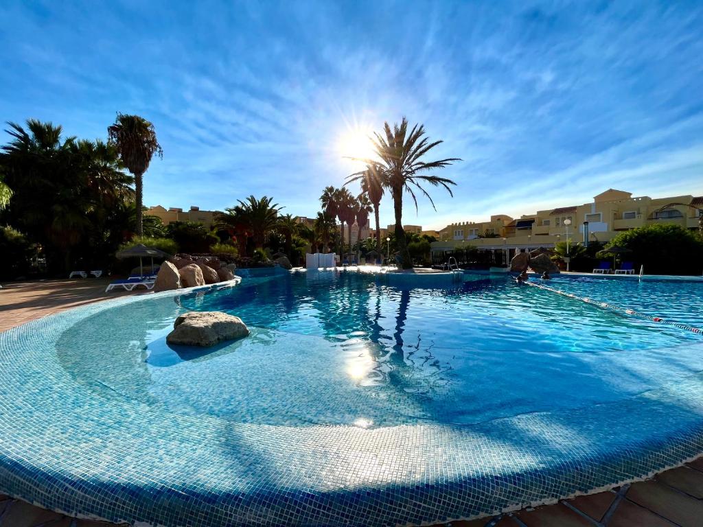 Apartamentos Moguima, Roquetas de Mar – Updated 2023 Prices