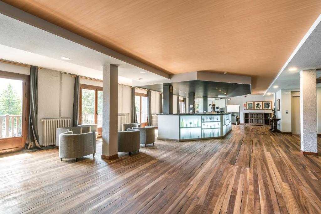 Kuchyň nebo kuchyňský kout v ubytování Snö Hotel Formigal