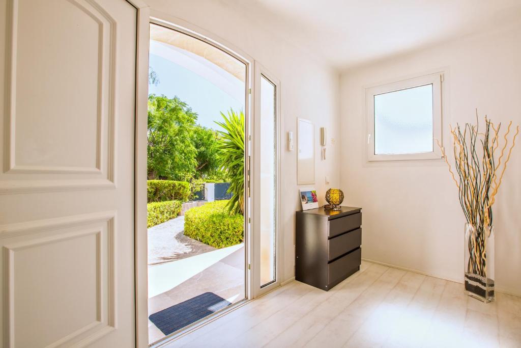 Fotografie z fotogalerie ubytování Casa Pura - Luxuriöses Ferienhaus mit Meerblick v destinaci Llucmajor