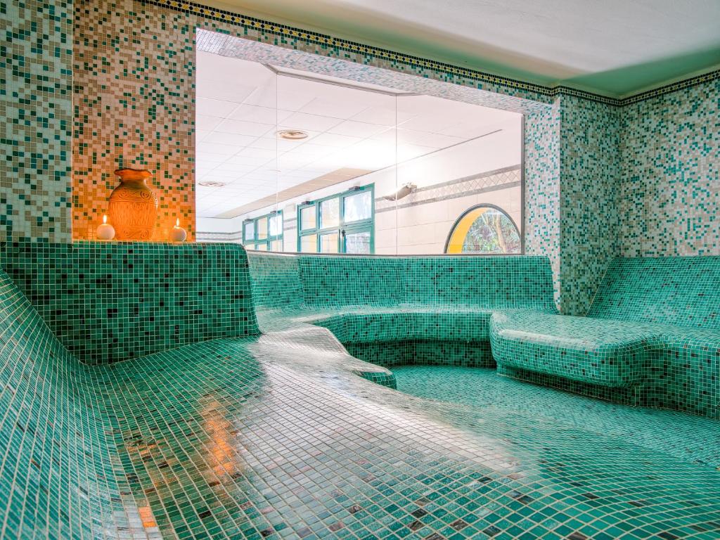 Bazén v ubytování Parc Hotel Gritti nebo v jeho okolí