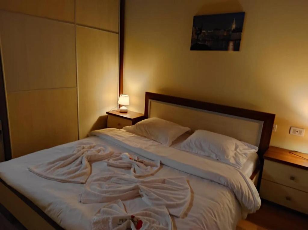Perfect Attic - Image 6