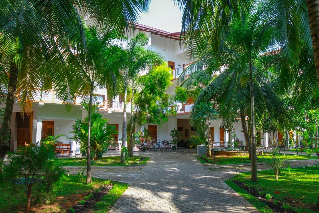 Zahrada ubytování Hotel Nilketha Yala Tissamaharama