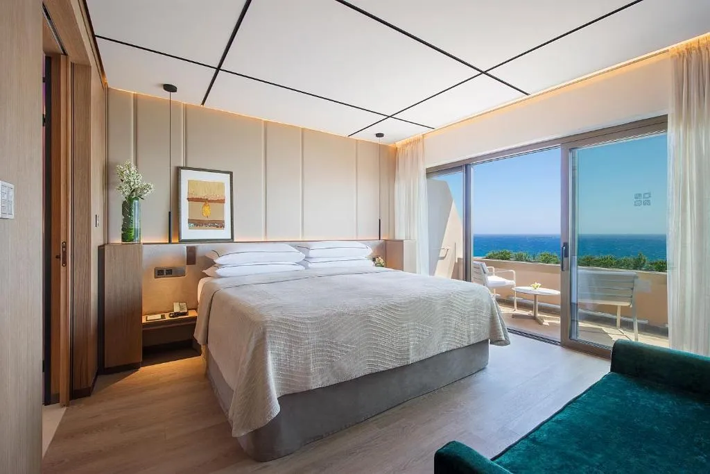 Signature Suite (3 adults)