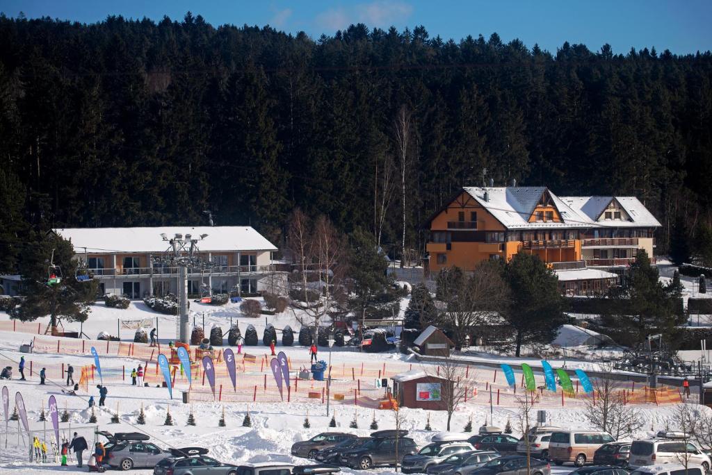 Obiekt Hotel SLUNEČNÁ LOUKA zimą