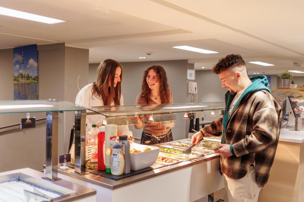 a&o München Hackerbrücke - Resim 14