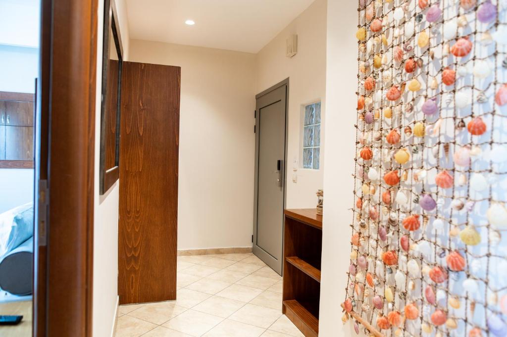 Aspa Holidays - Deluxe Two Bedroom Self-contained Apartment