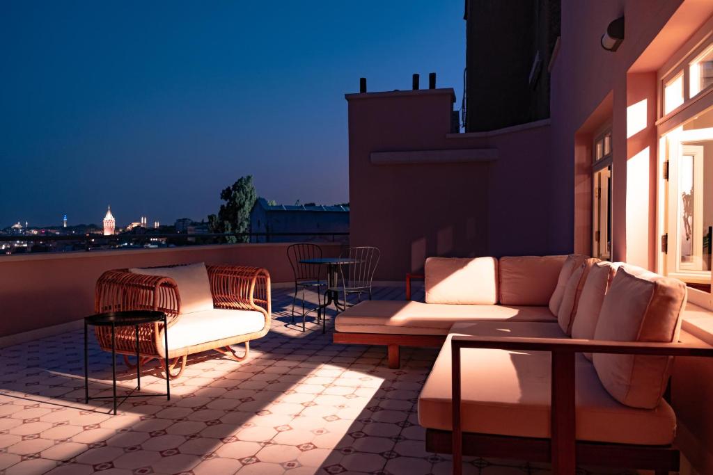 رزرو هتل، Homie Suites - Turna Residences در جهانگیر | 09197245266