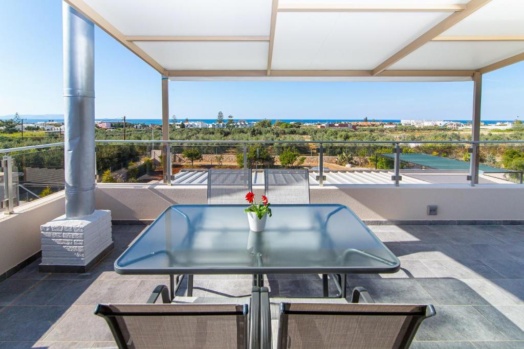Balkón nebo terasa v ubytování Joy Superior Apartment Sea View