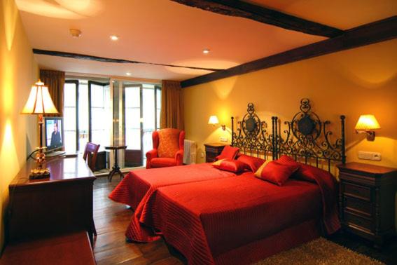 Hostal Santo Grial - 2