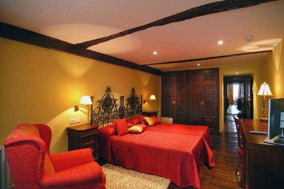 Hostal Santo Grial - 1