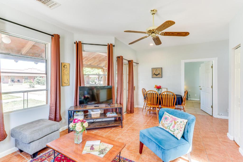 Arizona Desert Vacation Rental with Pool Access!, Eloy (updated prices