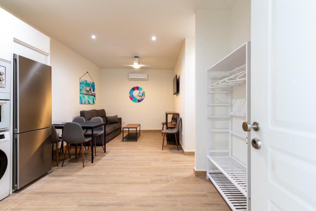 Apartamentos Cervantes 17 - 1