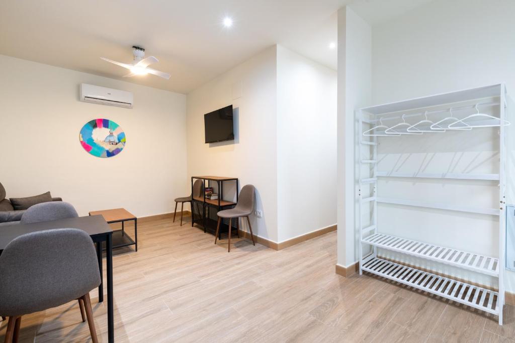 Apartamentos Cervantes 17 - 13