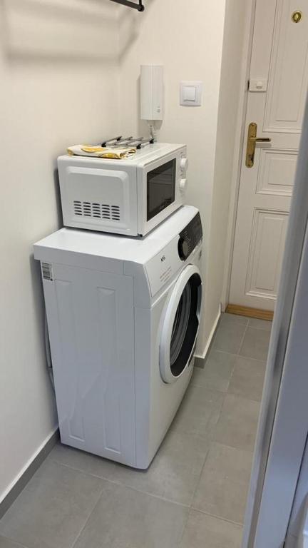 Side Street Apartments - 6