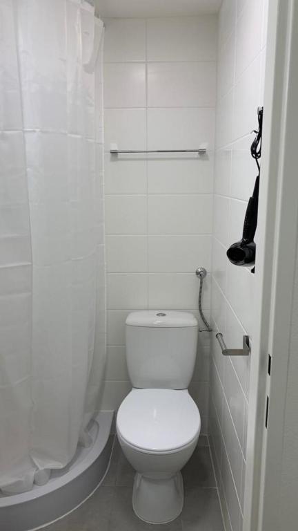 Side Street Apartments - 10