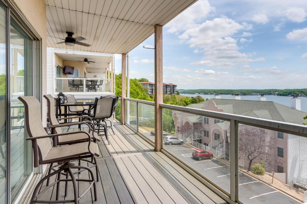 Lake Ozark Condo Rental with Pool and Lake Access!, Lake Ozark (updated