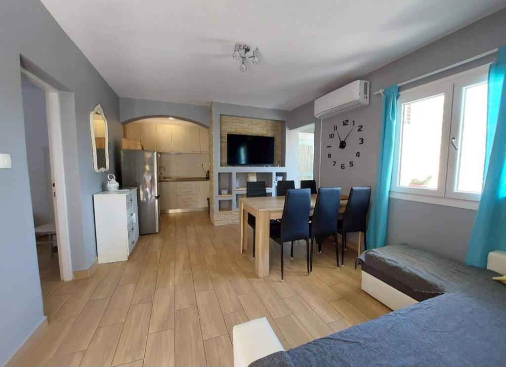 Tina's holiday house - Huis Met Vier Slaapkamers