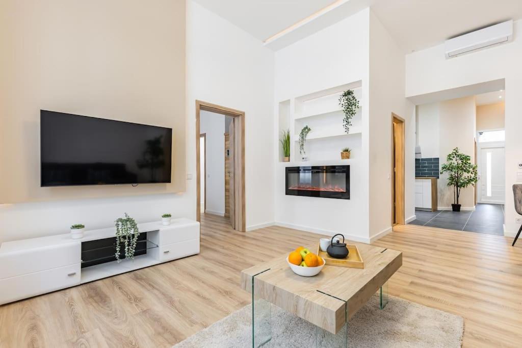 Kmety Deluxe Home with Sauna 1063 Budapest, 19 Kmety György utca kép - 1