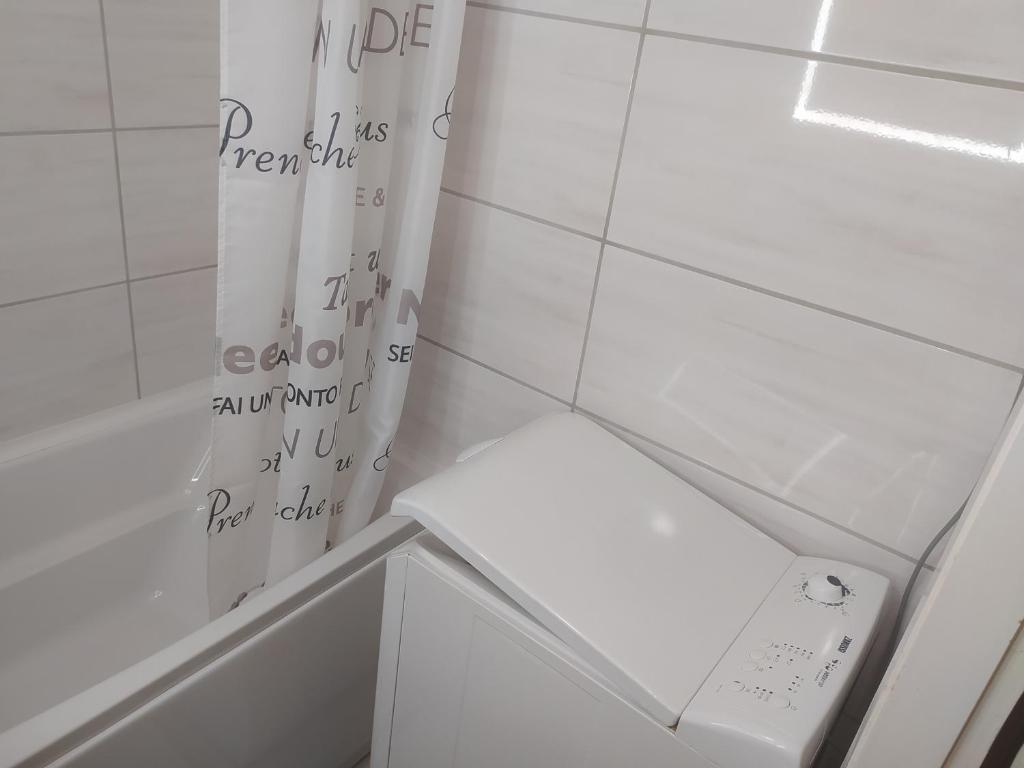 Łazienka w obiekcie Krénusz Vendégház.