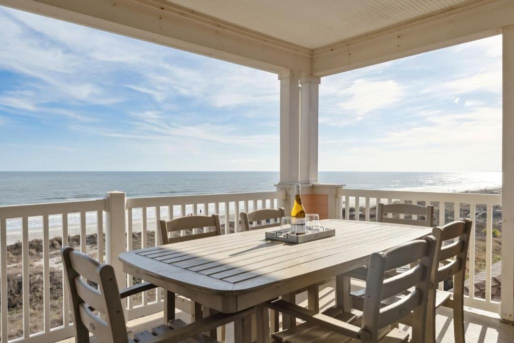 302 OPV Top Floor Ocean Views Penthouse, Folly Beach (updated prices 2026)