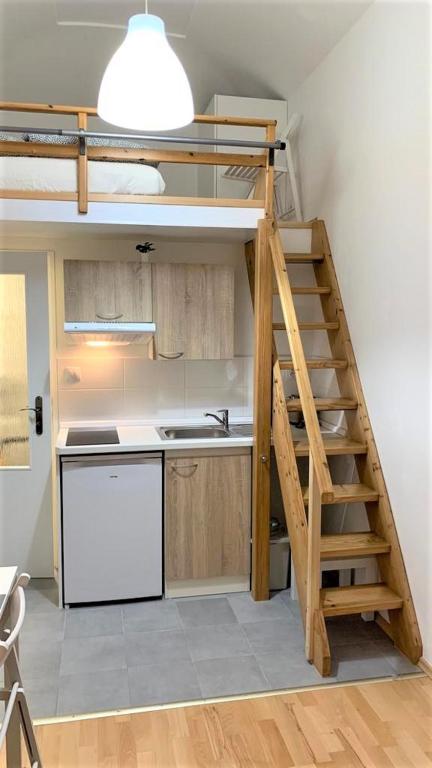 Side Street Apartments - 16